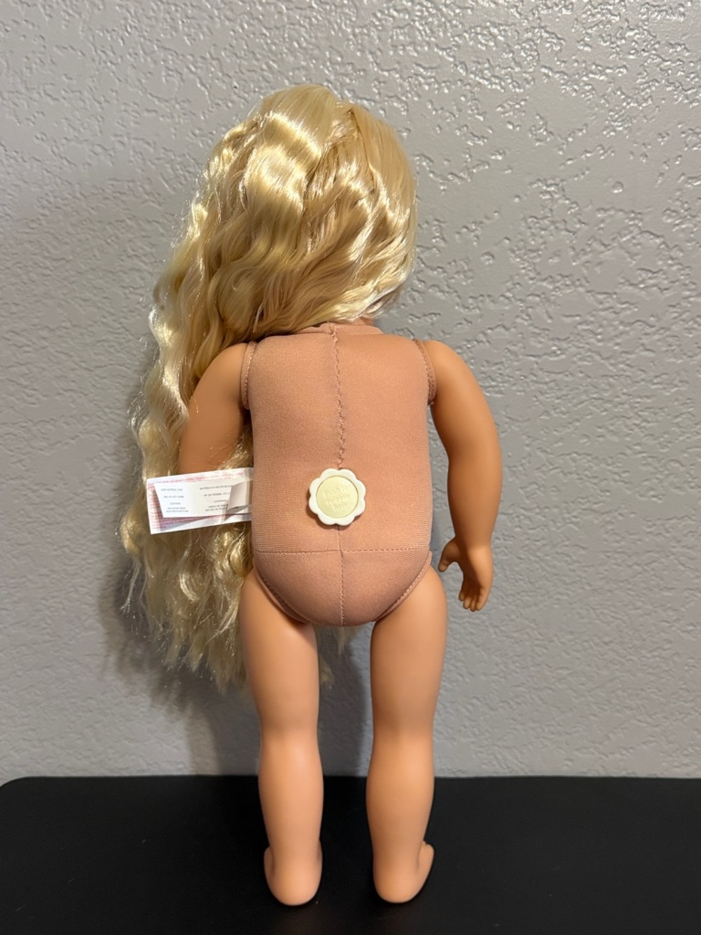 Our Generation 18” Hair Grow Doll Blonde with Streaks & Brown Eyes - Picture 15 of 15